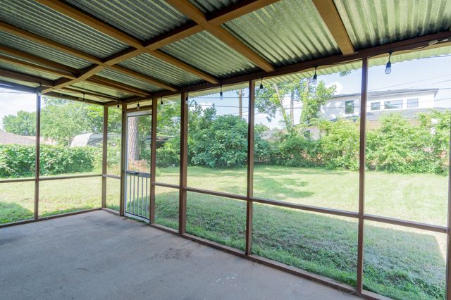 2407 Hilldale Boulevard, Arlington, TX 76016