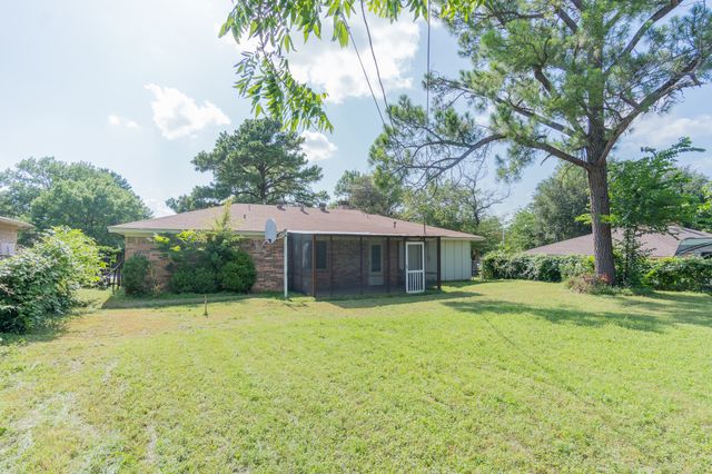 2407 Hilldale Boulevard, Arlington, TX 76016