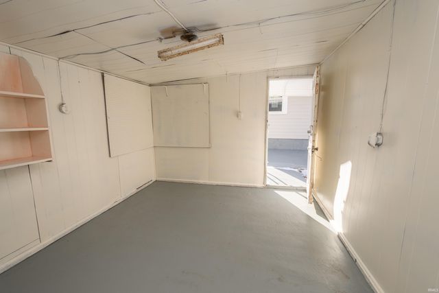 1448 W 14th Street, Muncie, IN 47302