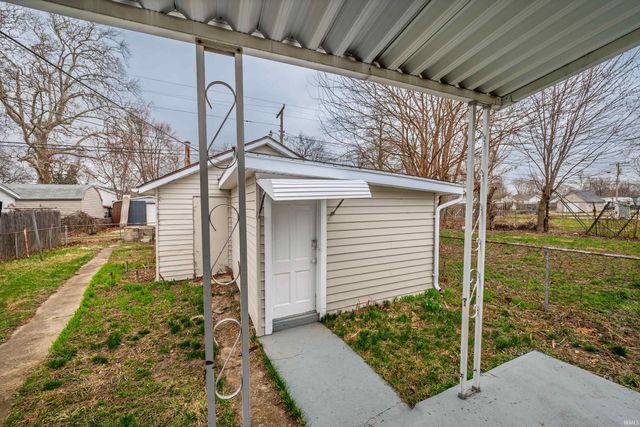 1448 W 14th Street, Muncie, IN 47302