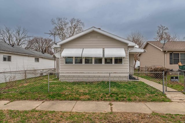 1448 W 14th Street, Muncie, IN 47302