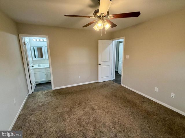 180 SANIBEL WAY, Martinsburg, WV 25405