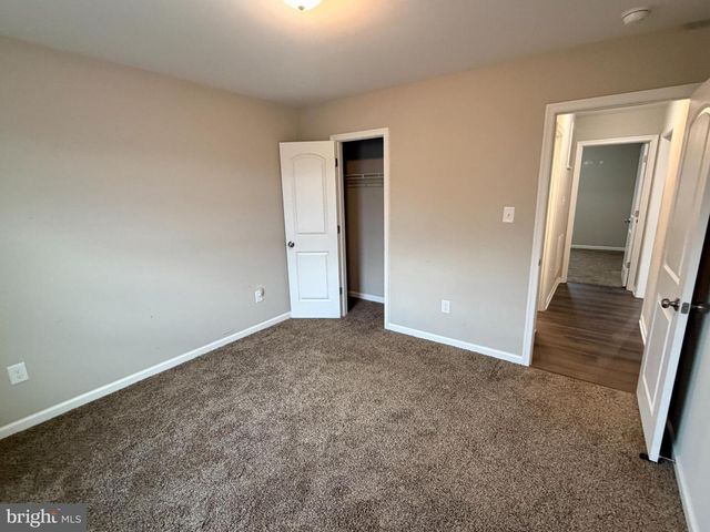 180 SANIBEL WAY, Martinsburg, WV 25405