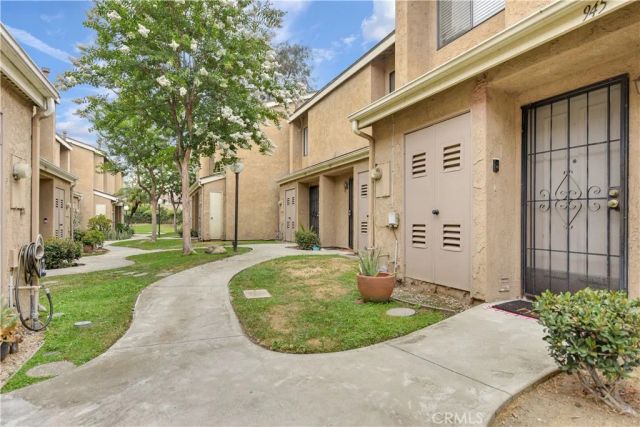 941 S Mountain, Ontario, CA 91762