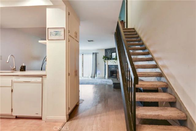 941 S Mountain, Ontario, CA 91762