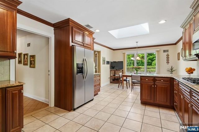 107 Arverne Road, West Orange, NJ 07052