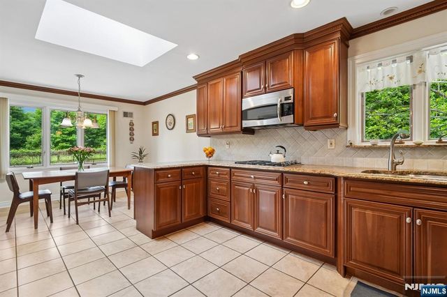 107 Arverne Road, West Orange, NJ 07052