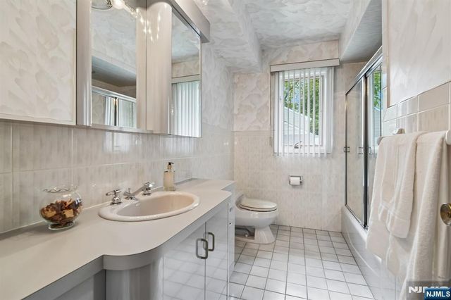 107 Arverne Road, West Orange, NJ 07052