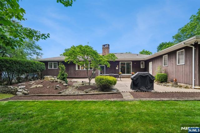 107 Arverne Road, West Orange, NJ 07052