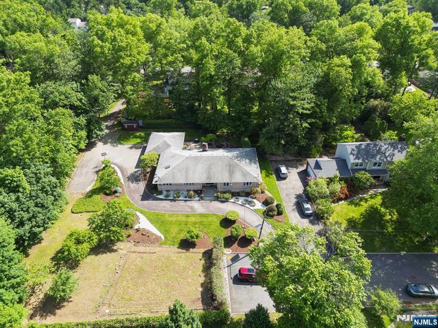 107 Arverne Road, West Orange, NJ 07052