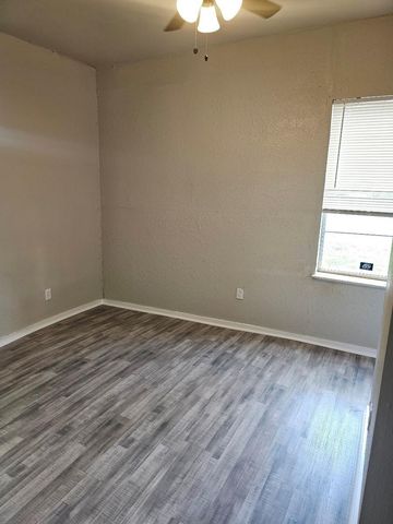 8010 Miley Street, Houston, TX 77028