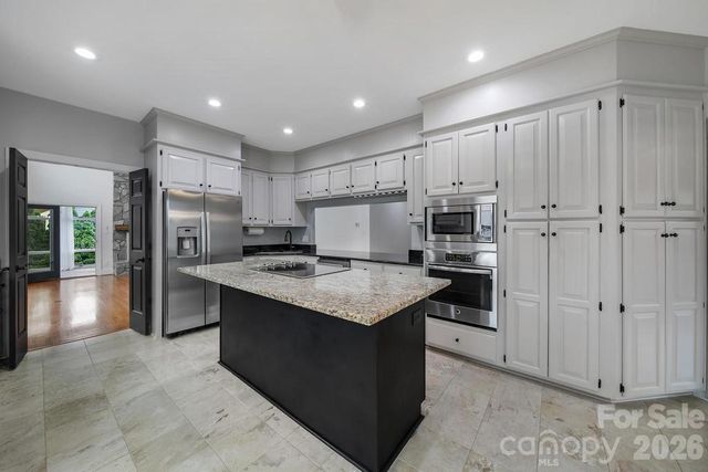 120 Royal Pointe Way, Mooresville, NC 28117