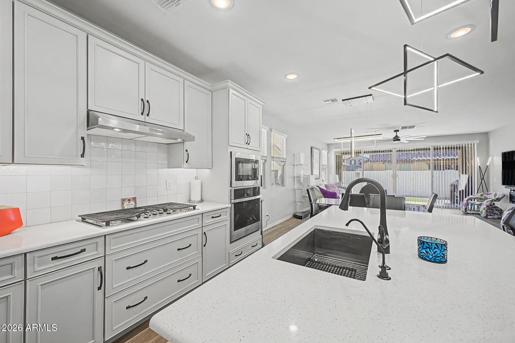 Image 10 of property listing at 16257 W AVENIDA DEL SOL -- W, Surprise, AZ 85387