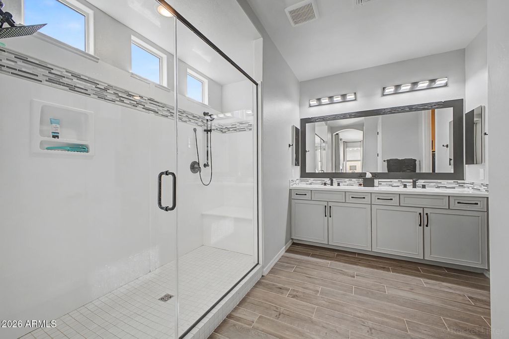 Image 25 of property listing at 16257 W AVENIDA DEL SOL -- W, Surprise, AZ 85387