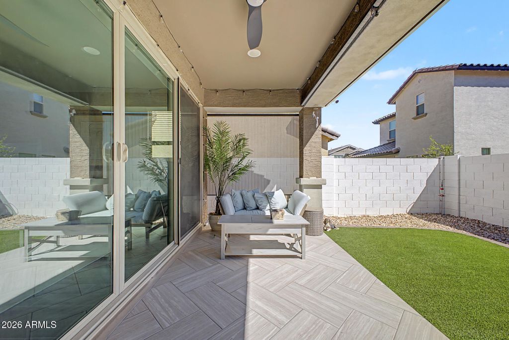 Image 35 of property listing at 16257 W AVENIDA DEL SOL -- W, Surprise, AZ 85387