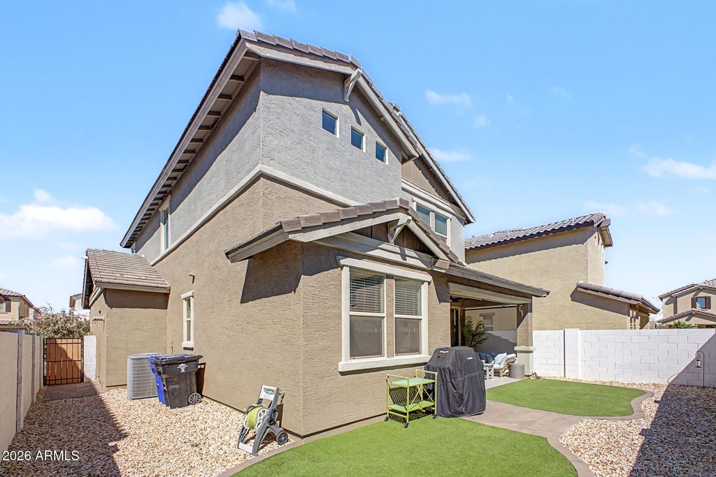 Image 38 of property listing at 16257 W AVENIDA DEL SOL -- W, Surprise, AZ 85387