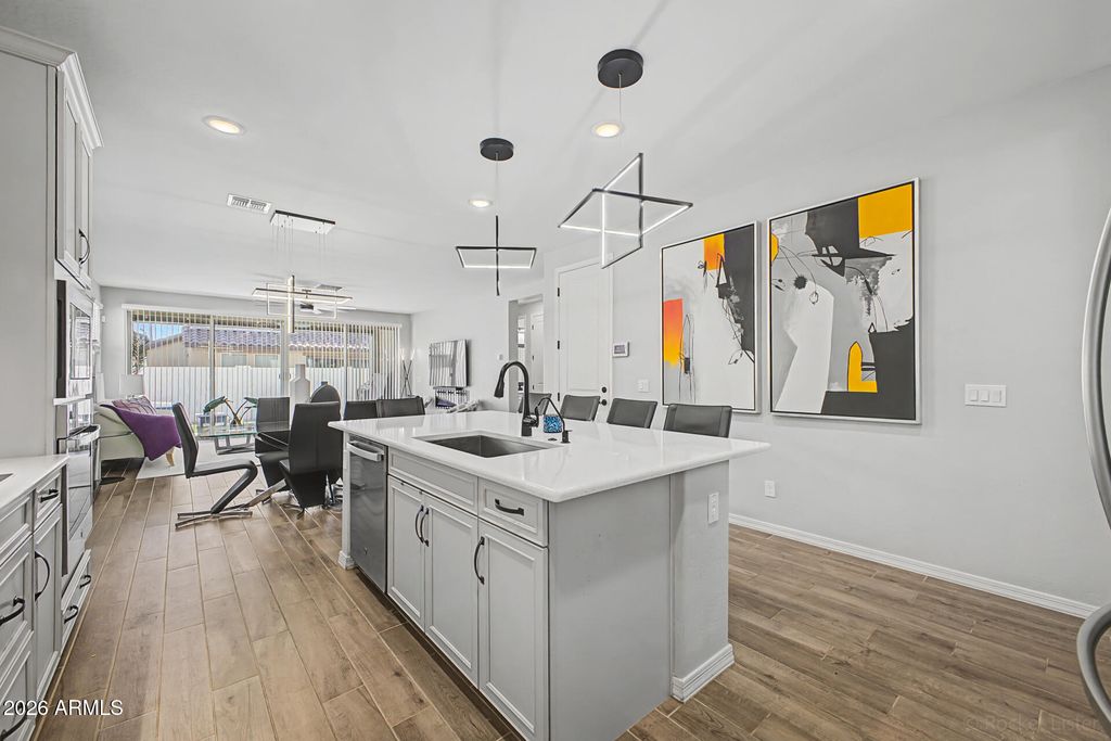 Image 9 of property listing at 16257 W AVENIDA DEL SOL -- W, Surprise, AZ 85387