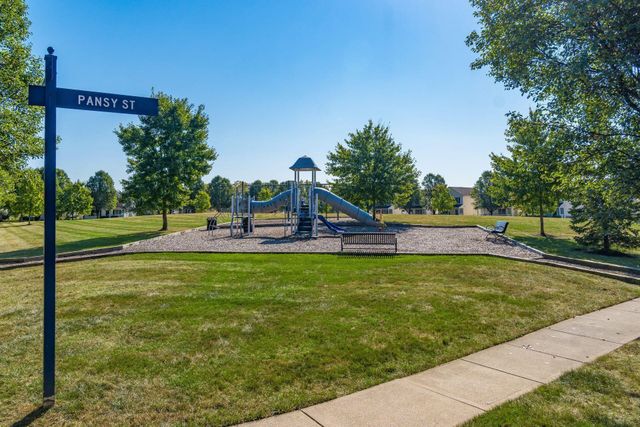 1383 Pansy Street, 200, Blacklick, OH 43004