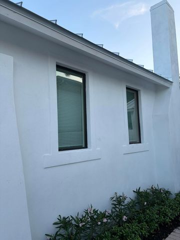 3809 S Olive Avenue, West Palm Beach, FL 33405
