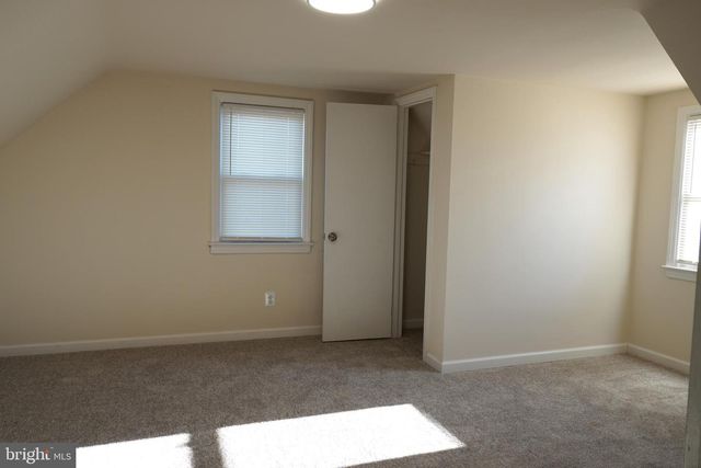 63 MECRAY LN, Maple Shade, NJ 08052