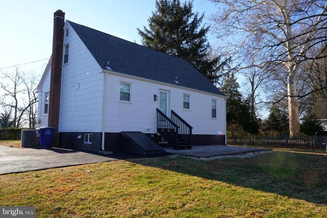 63 MECRAY LN, Maple Shade, NJ 08052