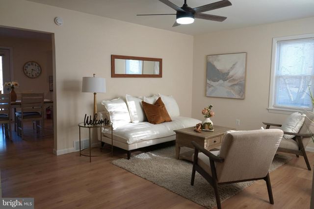 63 MECRAY LN, Maple Shade, NJ 08052