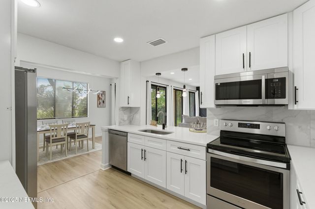 7602 LAS PALMAS Way 181, Jacksonville, FL 32256