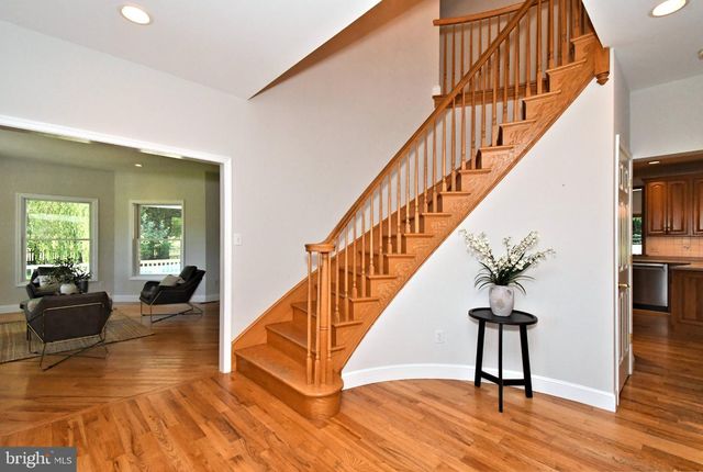 2 TRABER LN, Spring City, PA 19475