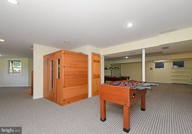 2 TRABER LN, Spring City, PA 19475