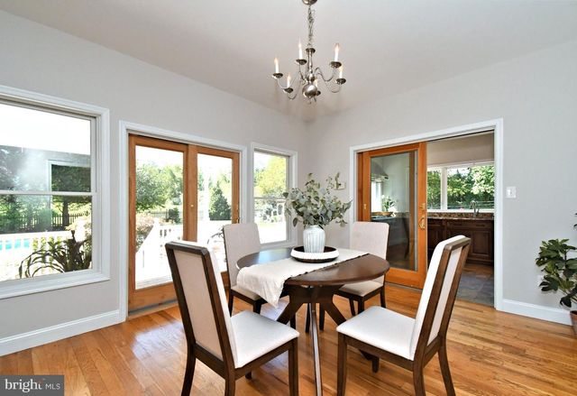 2 TRABER LN, Spring City, PA 19475