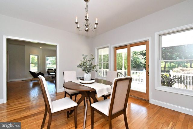 2 TRABER LN, Spring City, PA 19475