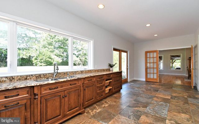 2 TRABER LN, Spring City, PA 19475