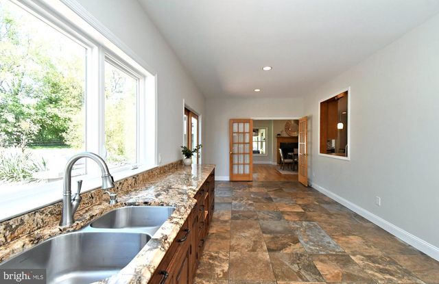 2 TRABER LN, Spring City, PA 19475