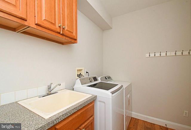 2 TRABER LN, Spring City, PA 19475