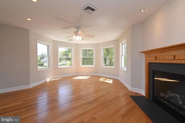 2 TRABER LN, Spring City, PA 19475