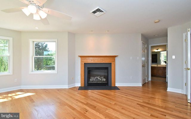2 TRABER LN, Spring City, PA 19475
