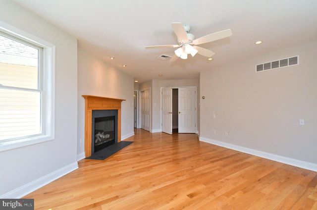 2 TRABER LN, Spring City, PA 19475