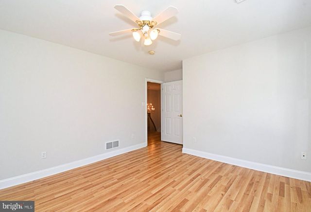 2 TRABER LN, Spring City, PA 19475