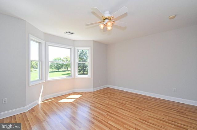 2 TRABER LN, Spring City, PA 19475