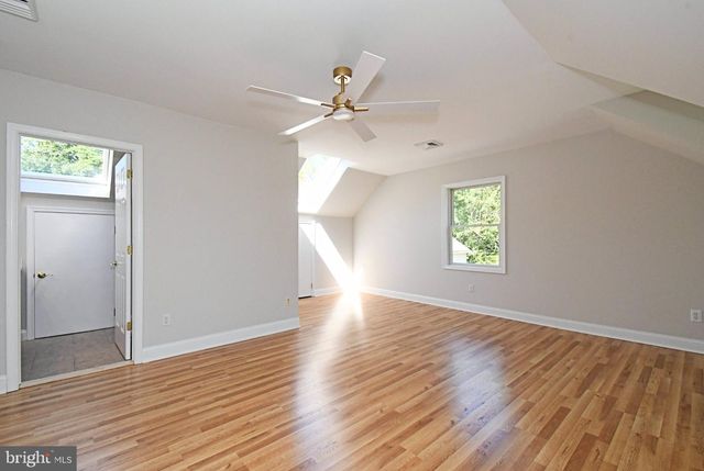 2 TRABER LN, Spring City, PA 19475
