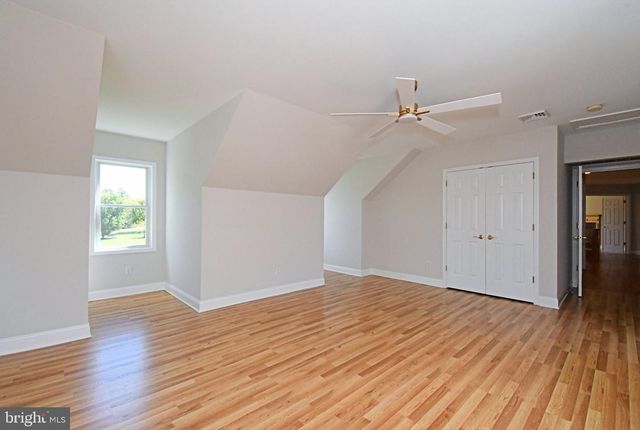 2 TRABER LN, Spring City, PA 19475