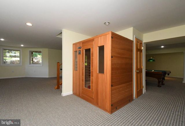 2 TRABER LN, Spring City, PA 19475