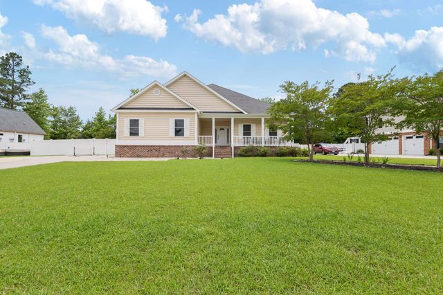 112 Pottery Landing Dr., Conway, SC 29527