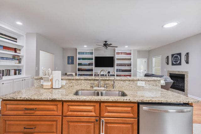 112 Pottery Landing Dr., Conway, SC 29527