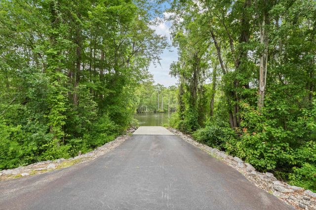 112 Pottery Landing Dr., Conway, SC 29527