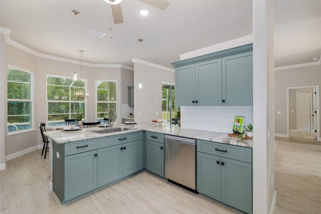 36 VINCA STREET, Homosassa, FL 34446