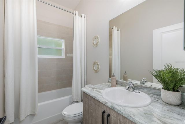 36 VINCA STREET, Homosassa, FL 34446