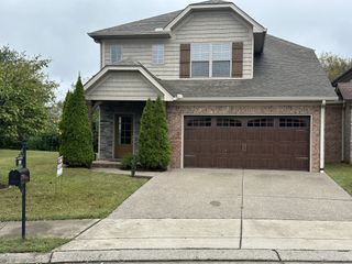190 Annapolis Bend Cir, Hendersonville, TN 37075