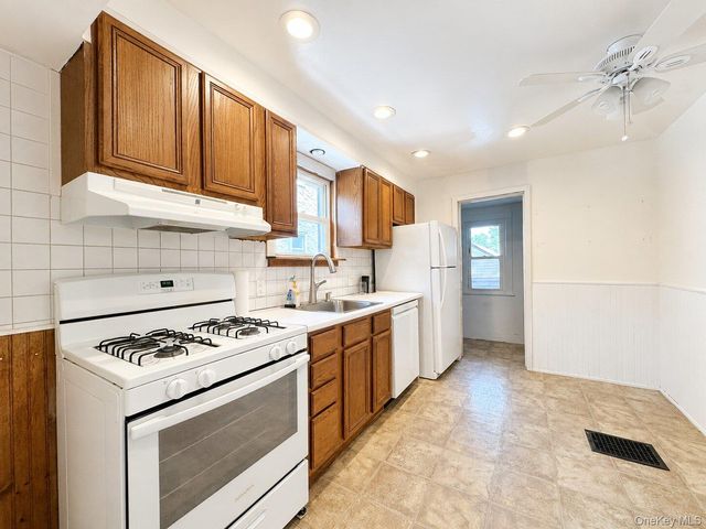113 Rhodes Street, New Rochelle, NY 10801