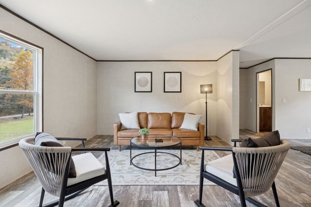 825 Gaulden Hollow Rd, Lafayette, TN 37083